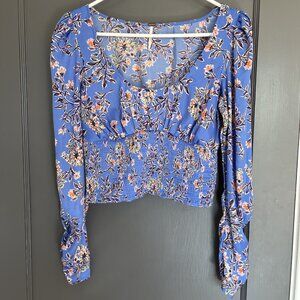 Free People Santiago Smocked Crop Blouse Size S Long Sleeve Satin Blue Floral